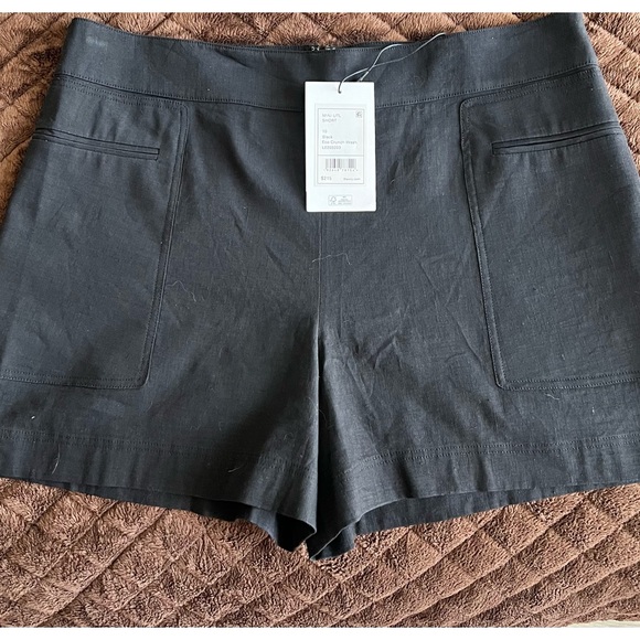 NWT Theory Shorts Black Eco Crunch Wash - Size 10 - Picture 5 of 8